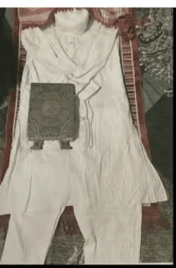 The Quran, Prayer Beads and Traditonal Dress