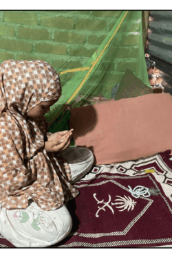 Offering Namaz to Allah